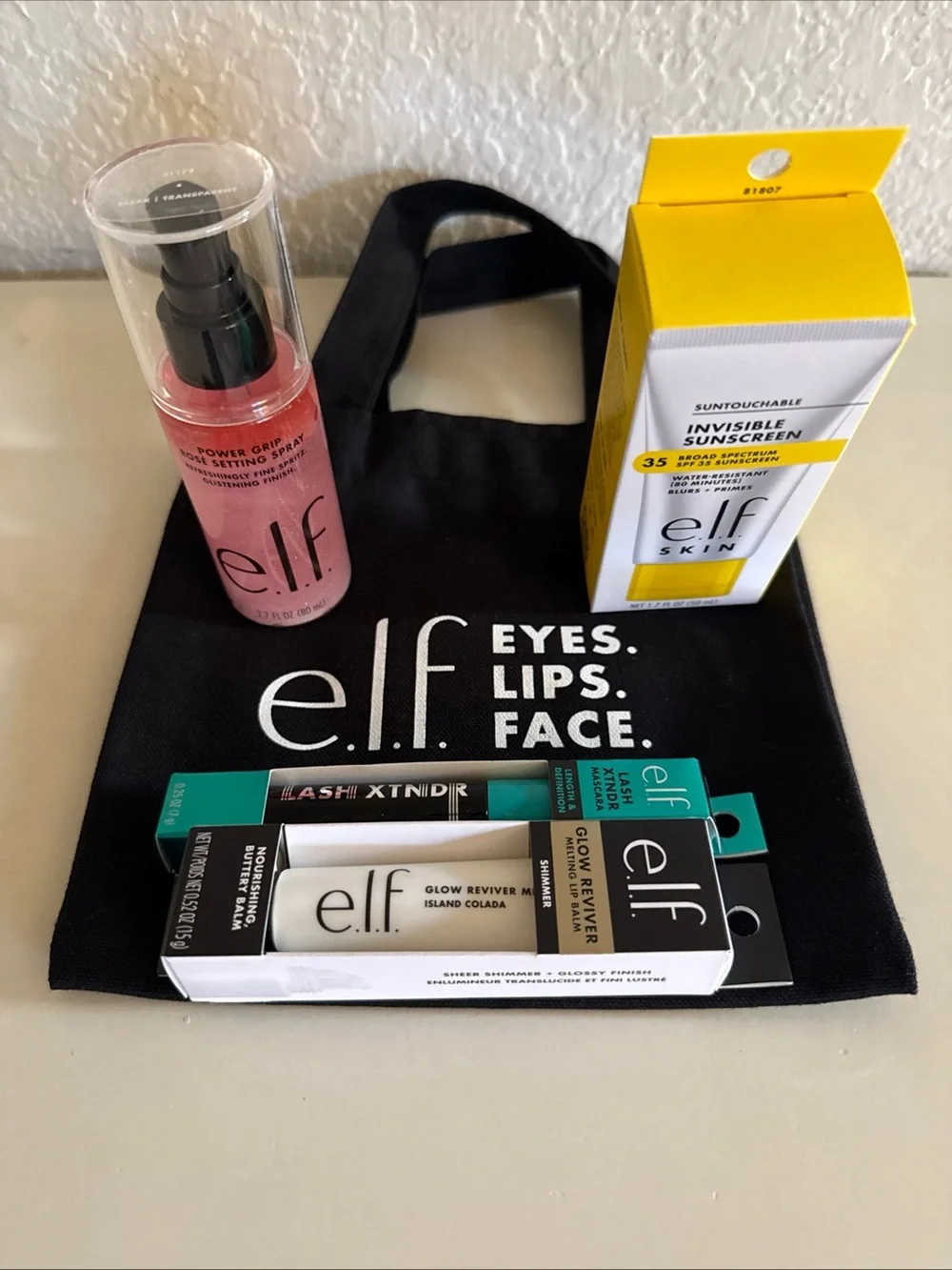 e.l.f. Bundle - Picture 2 of 9